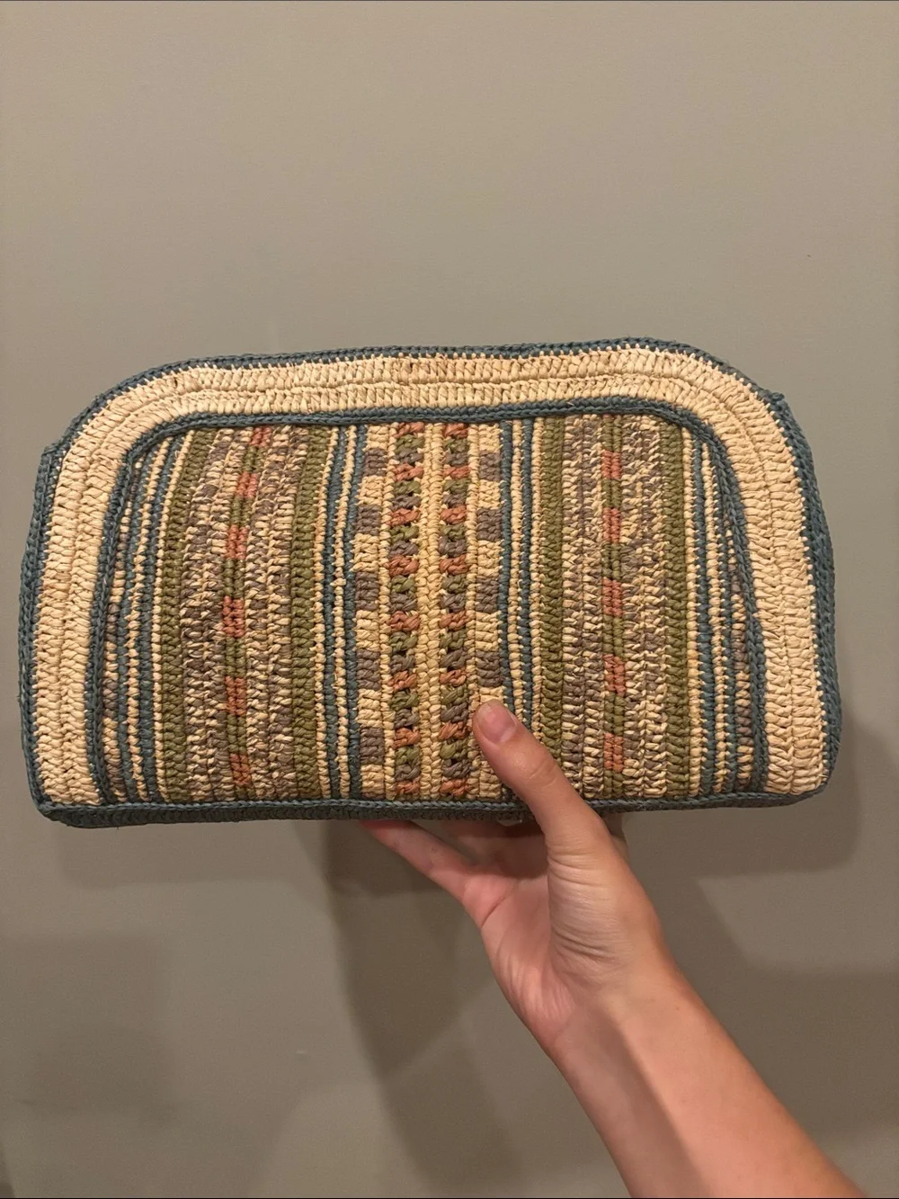 SEZANE Carla multi color straw raphia clutch pochette rare